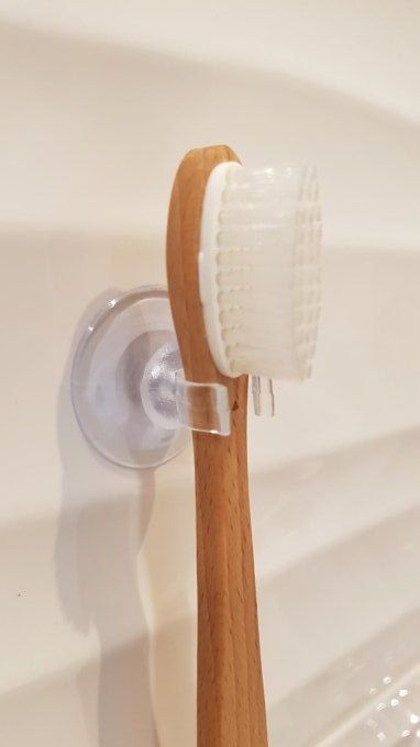 Ventouse porte brosse à dent